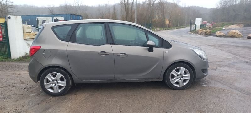 OPEL MERIVA B Monospace TURBO