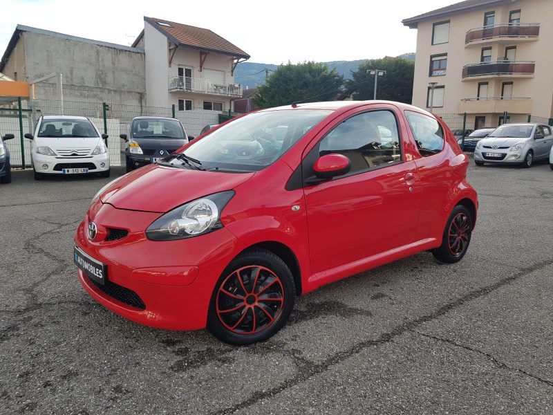 TOYOTA  AYGO 1.0 VVT-i 68CV CONFORT 3P