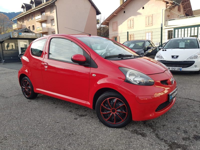 TOYOTA  AYGO 1.0 VVT-i 68CV CONFORT 3P