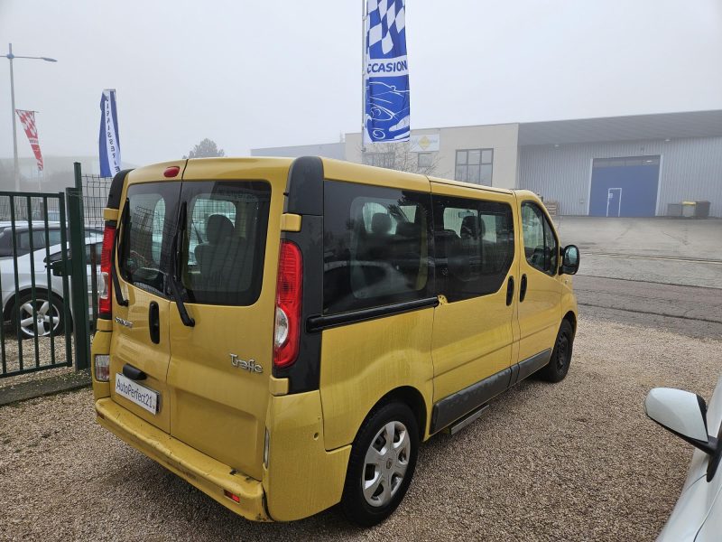 RENAULT TRAFIC II Autobus/Autocar 2013