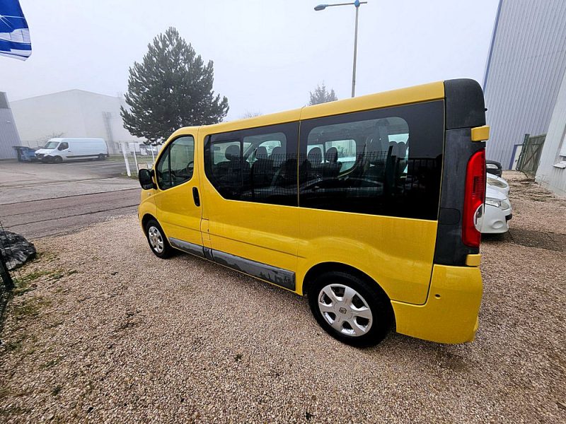 RENAULT TRAFIC II Autobus/Autocar 2013