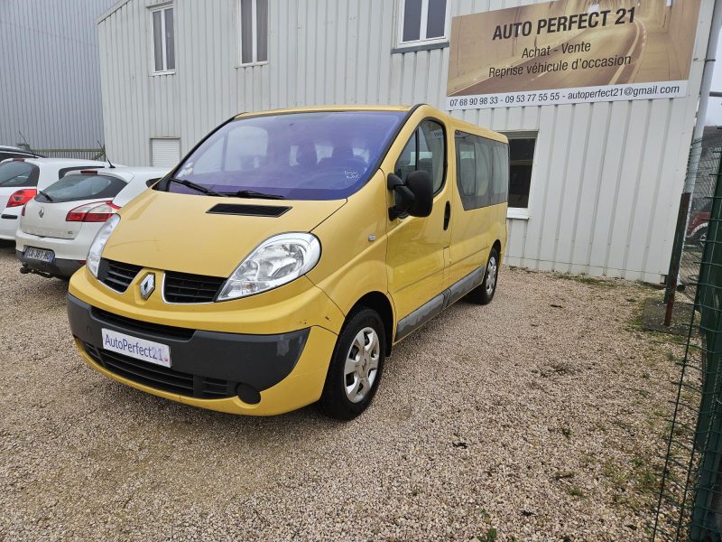 RENAULT TRAFIC II Autobus/Autocar 2013