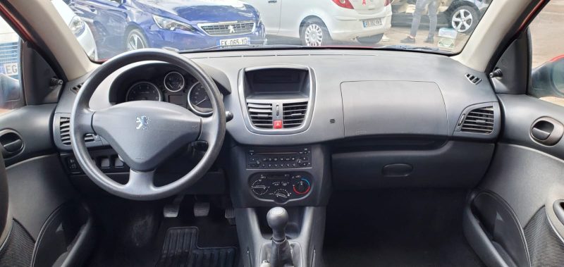 PEUGEOT 206+ 2009