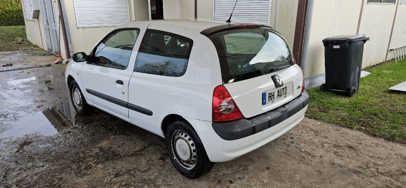 RENAULT CLIO II CAMPUS 2005