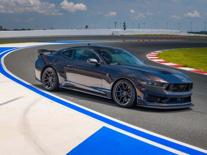 NEW FORD MUSTANG DARK HORS 2024