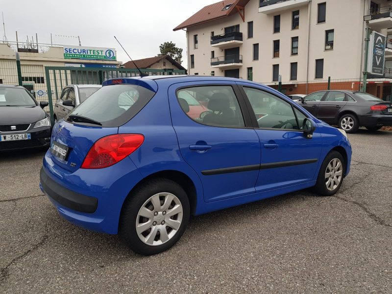 PEUGEOT 207 1.4i 90CV TRENDY