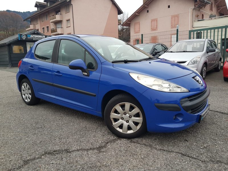 PEUGEOT 207 1.4i 90CV TRENDY