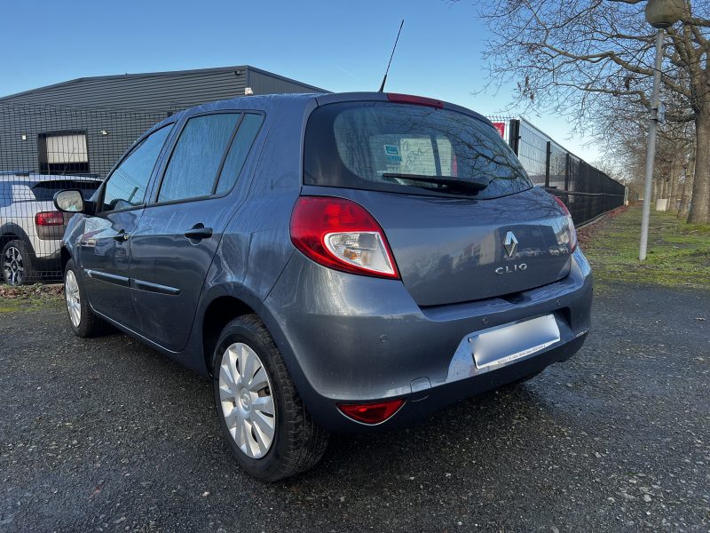 RENAULT CLIO III 2011