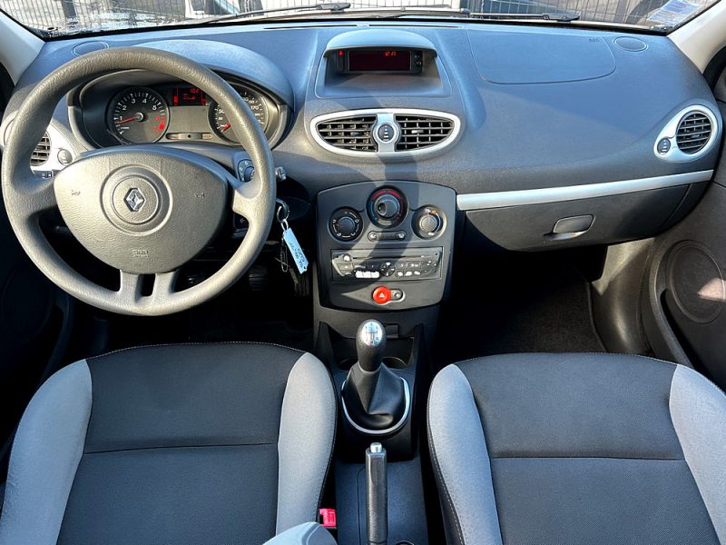 RENAULT CLIO III 2011