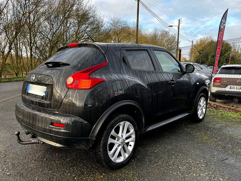 NISSAN JUKE 2011