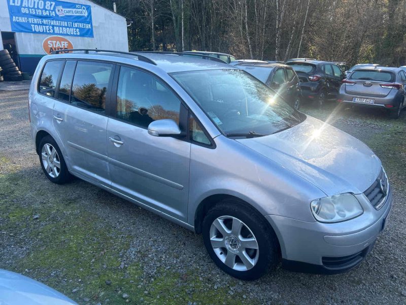 VOLKSWAGEN TOURAN 2006