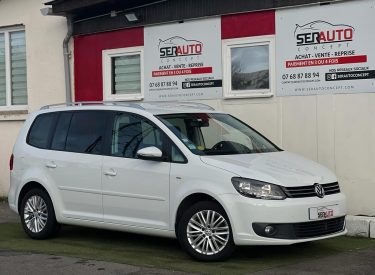 VOLKSWAGEN TOURAN 2014