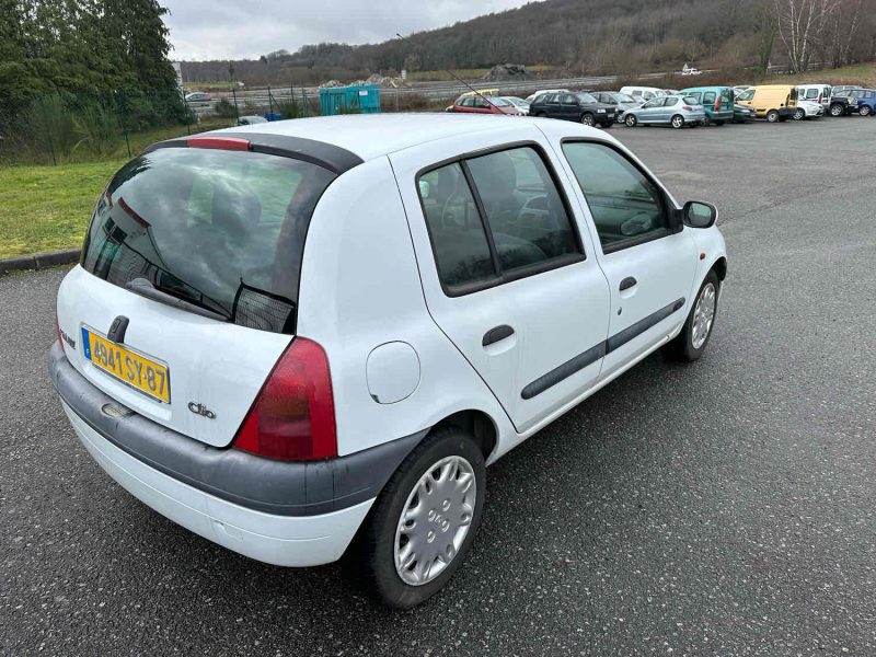 RENAULT CLIO II 2000