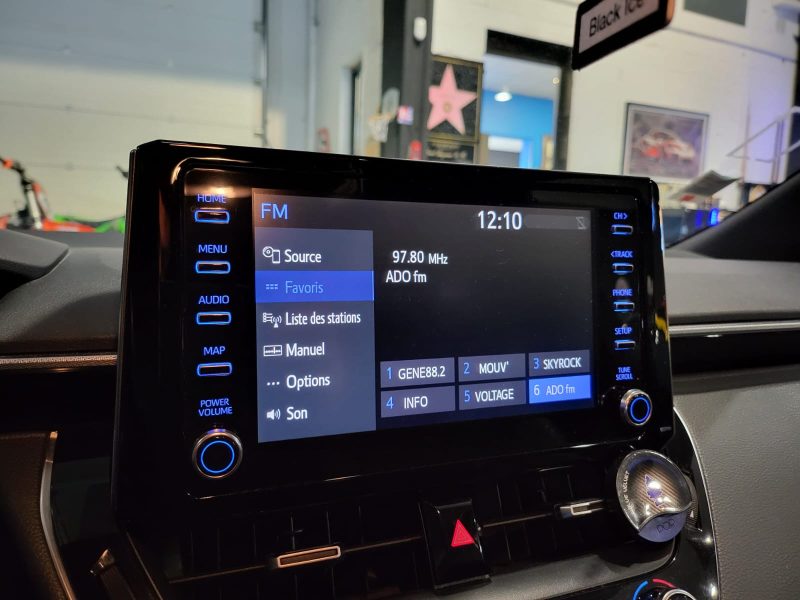 1.8 Hybrid 122 cv DESIGN / CAMERA AR / CARPLAY