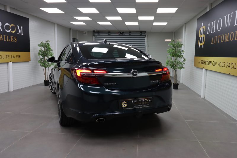 OPEL INSIGNIA 2015