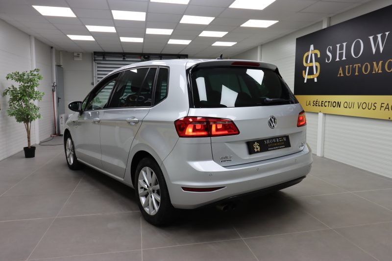 VOLKSWAGEN GOLF SPORTSVAN VII 2015