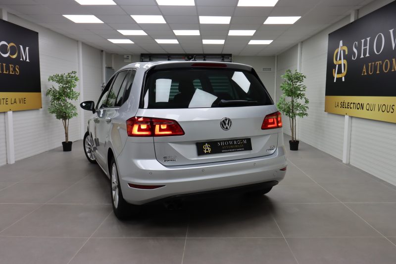 VOLKSWAGEN GOLF SPORTSVAN VII 2015