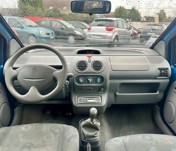 RENAULT TWINGO I 2004