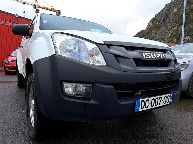 Isuzu D-Max 2.5 TDI 163Cv Double Cabine 4x4 Satellite Tva Recuperable Climatisation Attelage