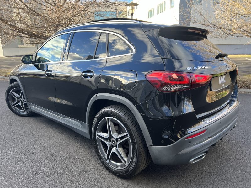 MERCEDES GLA 2020