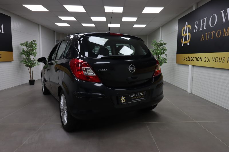 OPEL CORSA D 2013