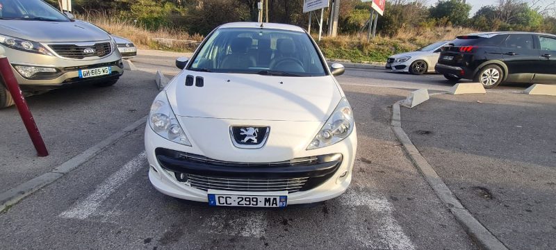 PEUGEOT 206+ 2012