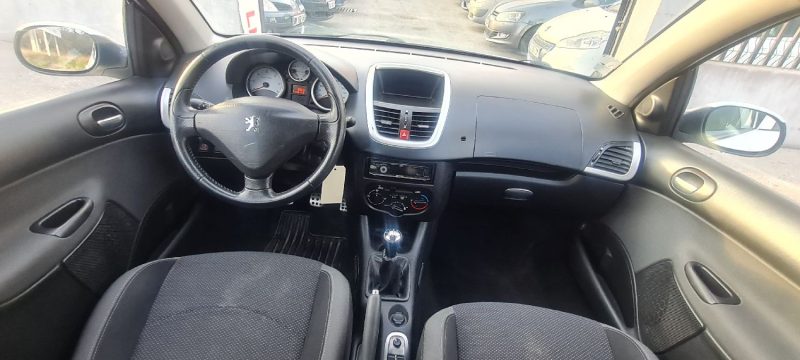 PEUGEOT 206+ 2012