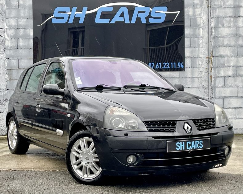 RENAULT CLIO 2003