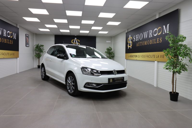 VOLKSWAGEN POLO V 2014