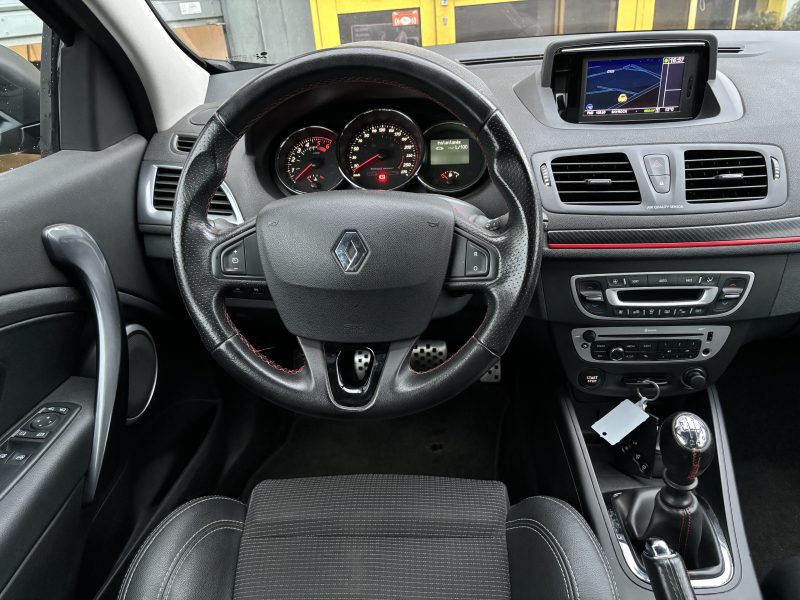 RENAULT MEGANE III Coupé 1.5 dCi 1461cm3 110cv GT LINE