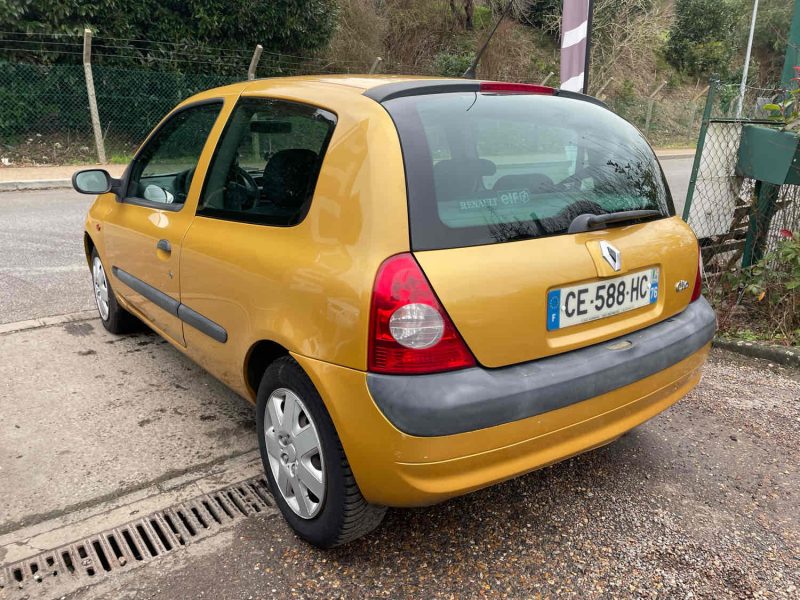 RENAULT CLIO II 1.5DCI 65CV