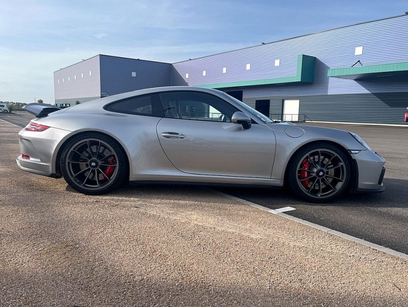 PORSCHE 911 TYPE 991 GT3 TOURING 4.0 L 500 ch