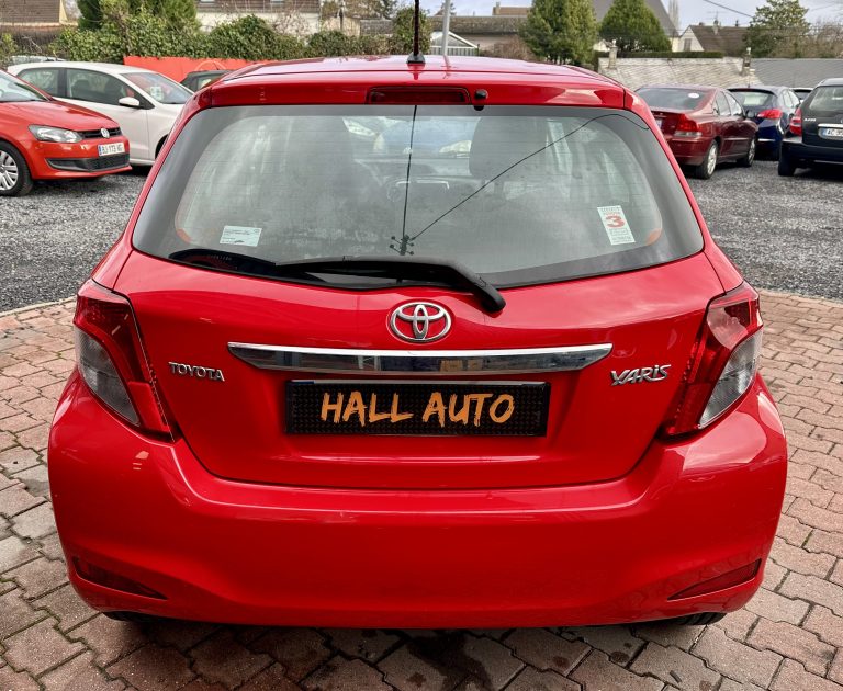 TOYOTA YARIS 2012