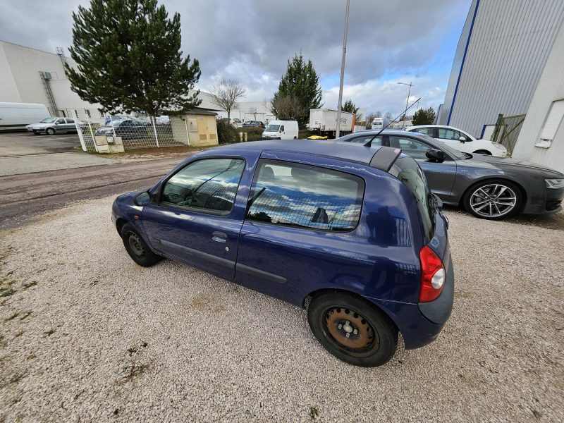 RENAULT CLIO II 2002