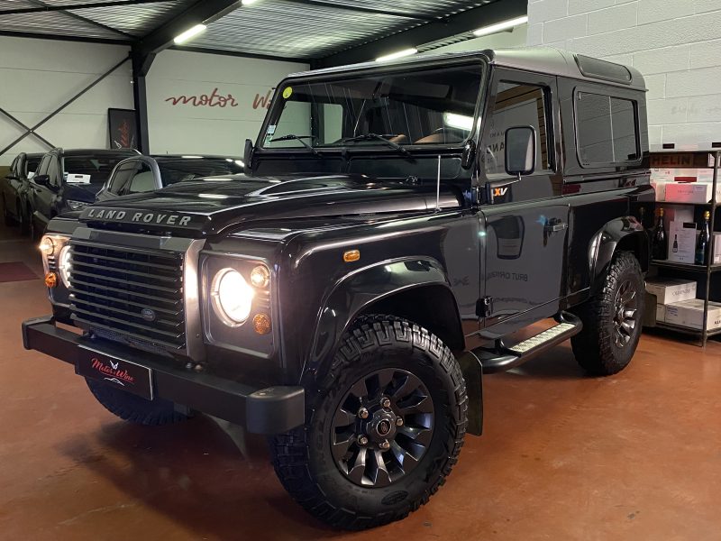 LAND ROVER DEFENDER 2.2 TD4 90 LXV