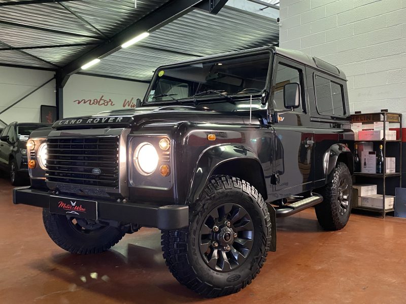 LAND ROVER DEFENDER 2.2 TD4 90 LXV