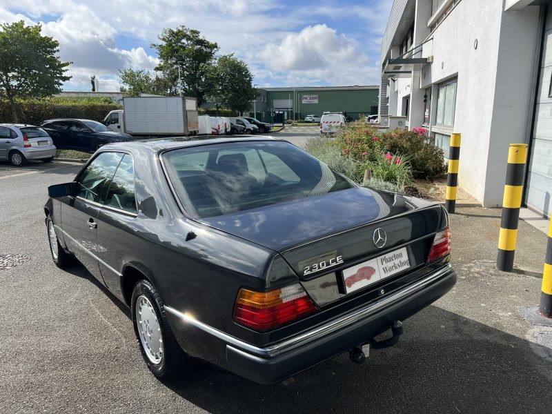 Mercedes 230 CE W124 - Toit ouvrant