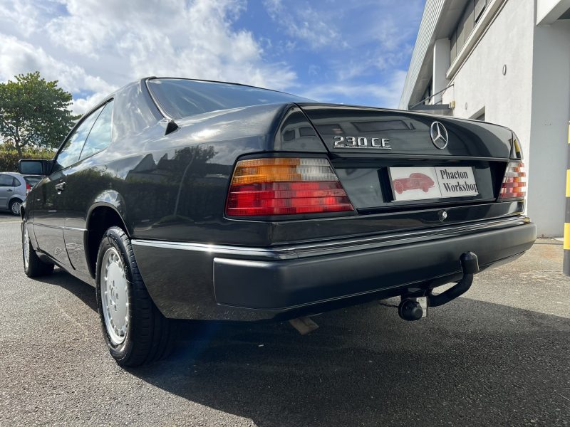 Mercedes 230 CE W124 - Toit ouvrant