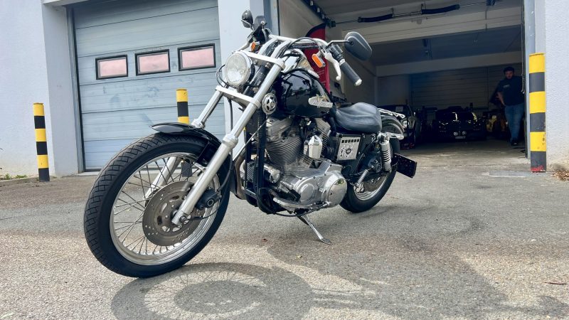 RARE - Harley Davidson US à Carbu Sportster Bridée A2