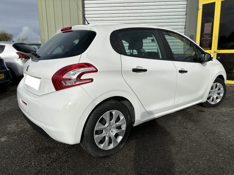 PEUGEOT 208 I 1.6 HDi 1560cm3 92cv