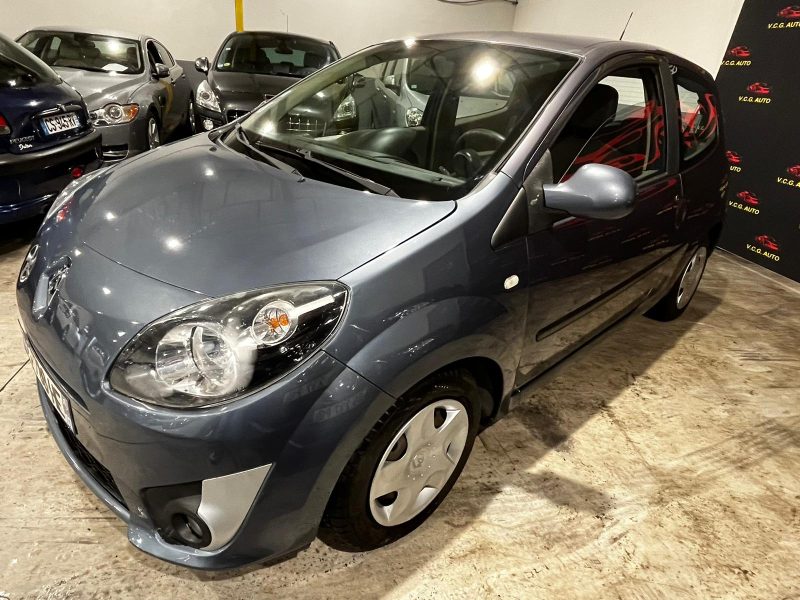 RENAULT TWINGO II 2008