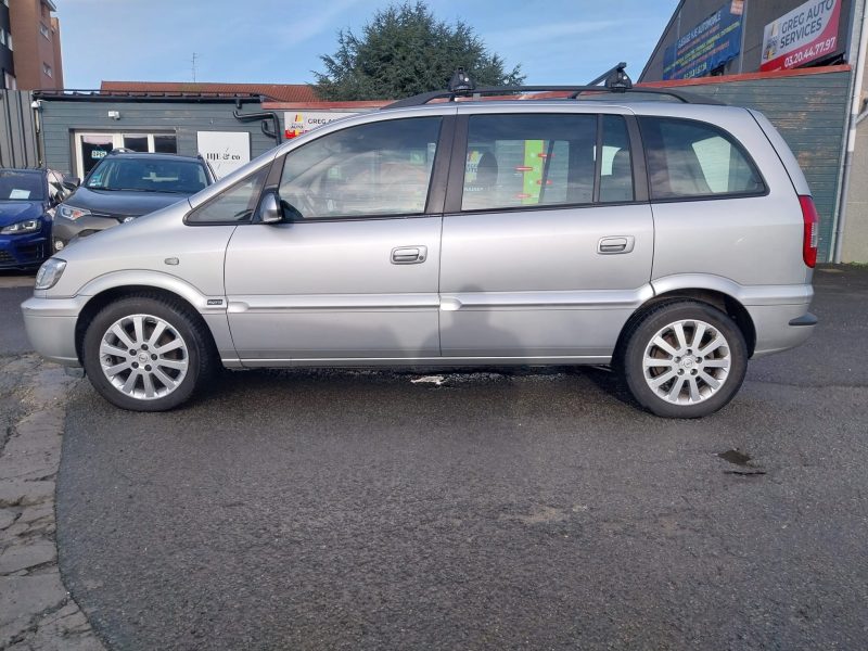 OPEL ZAFIRA 2004