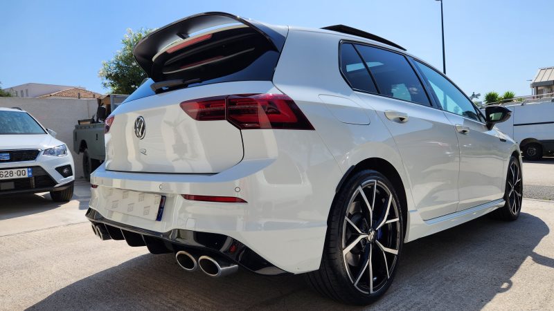 VOLKSWAGEN Golf 8 R 2l Tsi 320cvGOLF 