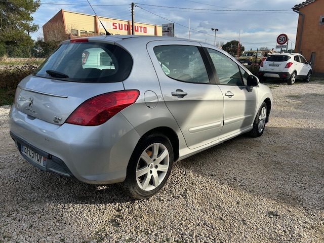 PEUGEOT 308 2011