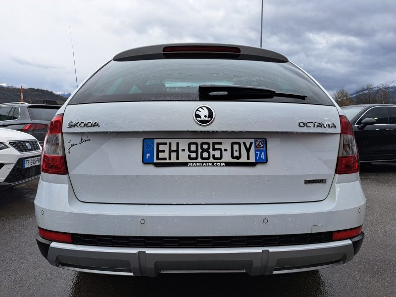 Skoda Octavia Combi 2.0 TDI 184CV Scout 4x4 DSG Toit Ouvrant Panoramique