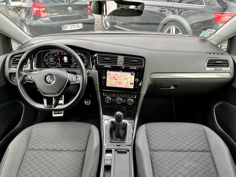 VOLKSWAGEN GOLF VII 2018