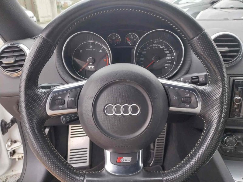 AUDI TT TDI 170 QUATTRO