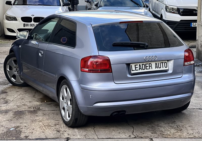 AUDI  A3  2.0 TDI  AMBITION 140 / PAYEZ EN 4X !