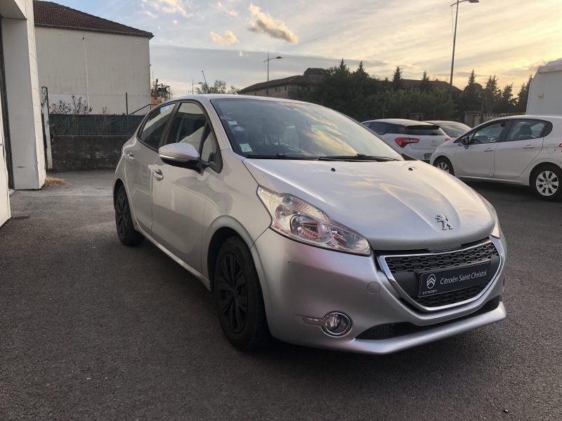 PEUGEOT 208 I 2013