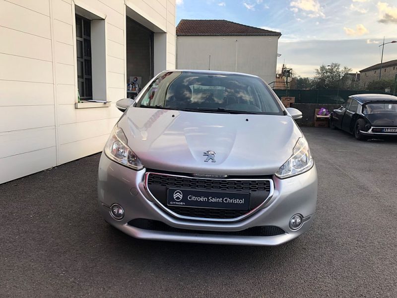 PEUGEOT 208 I 2013